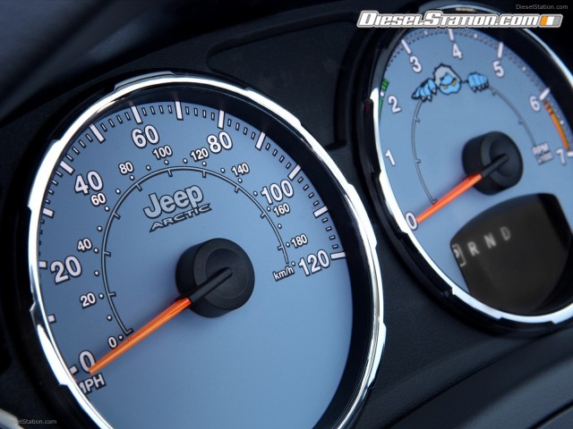 Jeep Liberty Arctic 2012 Picture #11 Jeep Liberty Arctic 2012 Picture #11