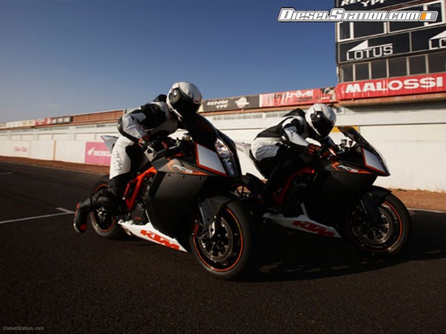 KTM 2009 1190 RC8 R Picture #13 KTM 2009 1190 RC8 R Picture #13