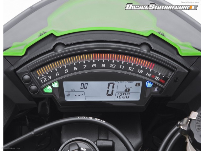 Kawasaki Ninja ZX 10R 2011 Picture #36 Kawasaki Ninja ZX 10R 2011 Picture #36