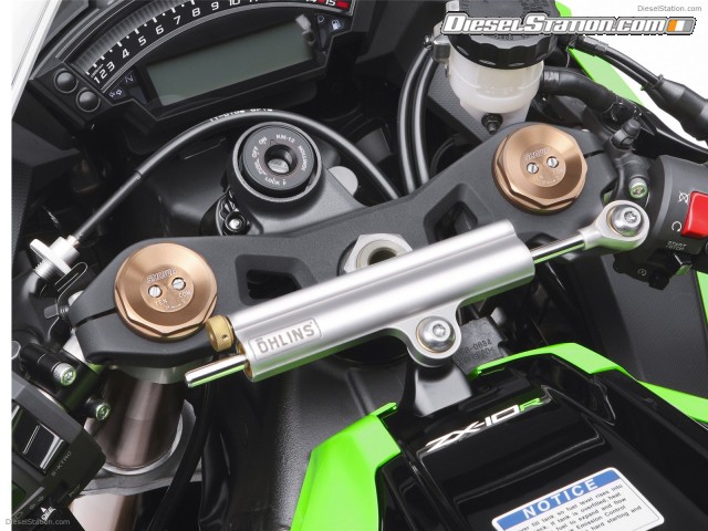 Kawasaki Ninja ZX 10R 2011 Picture #27 Kawasaki Ninja ZX 10R 2011 Picture #27