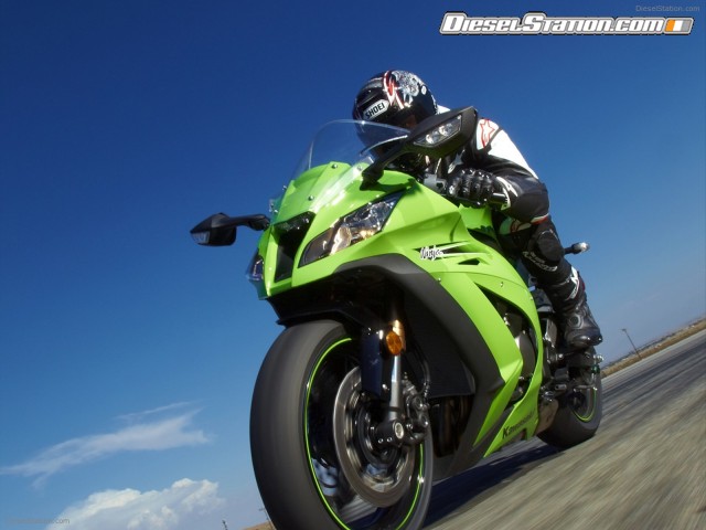 Kawasaki Ninja ZX 10R 2011 Picture #40 Kawasaki Ninja ZX 10R 2011 Picture #40