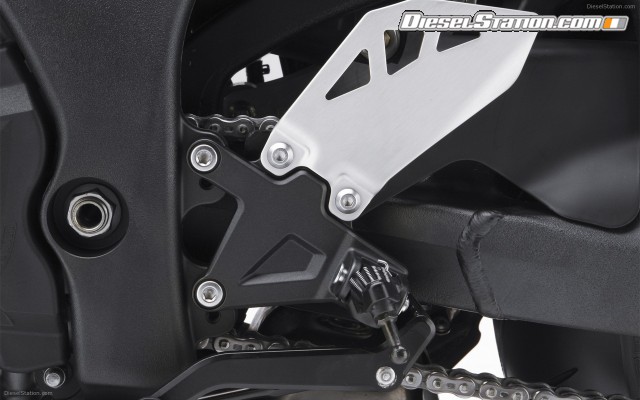 Kawasaki Ninja ZX 10R 2011 Widescreen Picture #35 Kawasaki Ninja ZX 10R 2011 Widescreen Picture #35