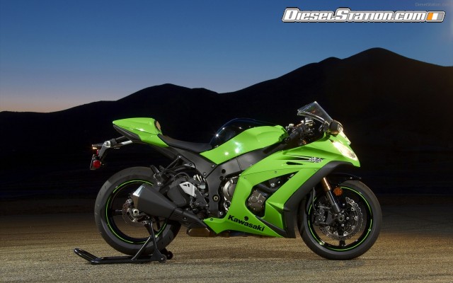 Kawasaki Ninja ZX 10R 2011 Widescreen Picture #32 Kawasaki Ninja ZX 10R 2011 Widescreen Picture #32