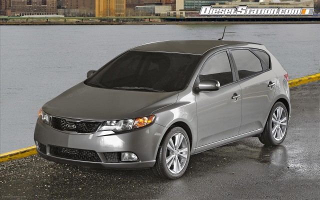 Kia Forte 5 door 2011 Widescreen Picture #2 Kia Forte 5 door 2011 Widescreen Picture #2