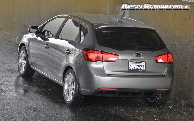 Kia Forte 5 door 2011 Widescreen Picture #10 Kia Forte 5 door 2011 Widescreen Picture #10