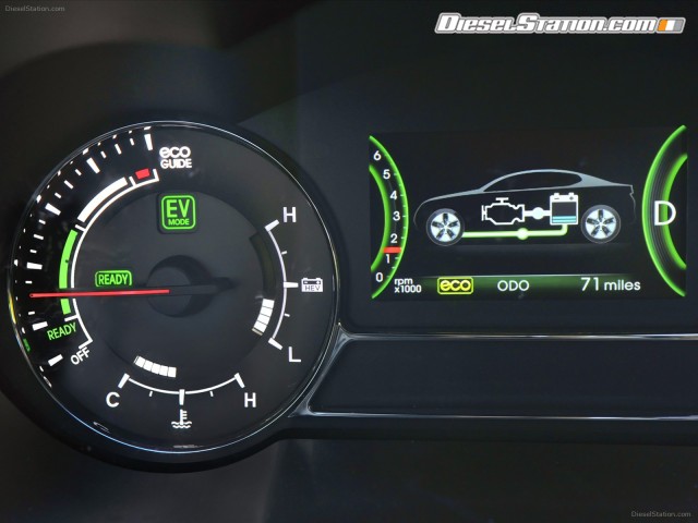 Kia Optima Hybrid 2013 Picture #1 Kia Optima Hybrid 2013 Picture #1