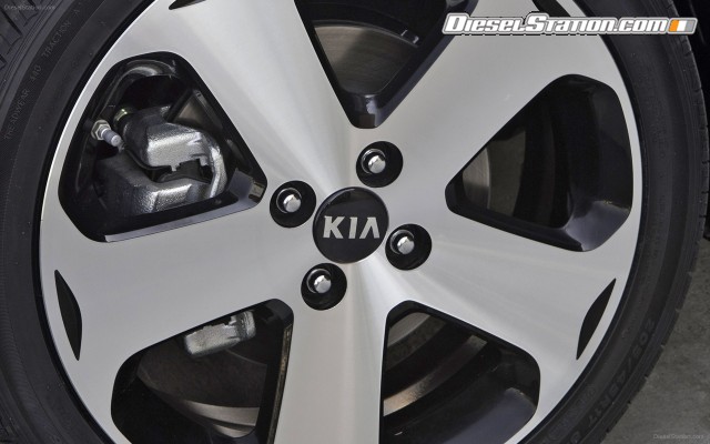 Kia Rio 2013 Widescreen Picture #18 Kia Rio 2013 Widescreen Picture #18