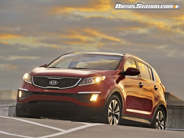 Kia SPORTAGE SX 2011 Picture #2 Kia SPORTAGE SX 2011 Picture #2