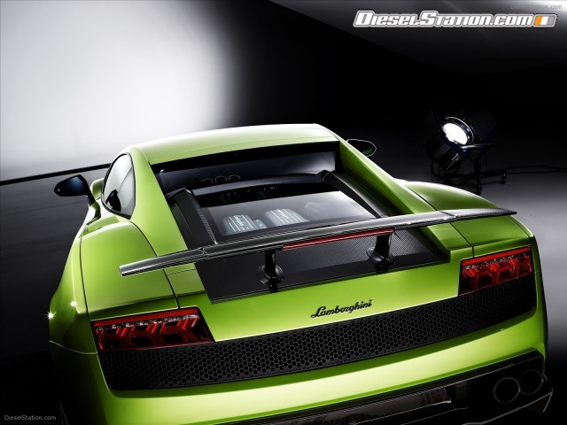 Lamborghini Gallardo LP 570 4 Superleggera 2011 Picture #22 Lamborghini Gallardo LP 570 4 Superleggera 2011 Picture #22