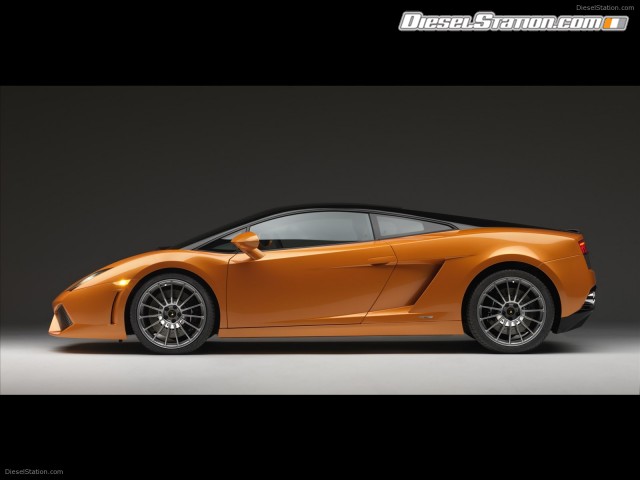 Lamborghini Gallardo LP560 4 Bicolore 2011 Picture #3 Lamborghini Gallardo LP560 4 Bicolore 2011 Picture #3