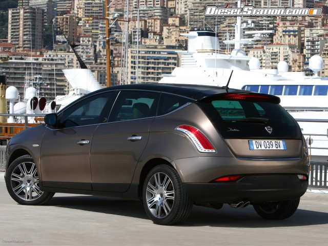 Lancia 2009 Delta 1 8 Di Turbo Jet Picture #3 Lancia 2009 Delta 1 8 Di Turbo Jet Picture #3