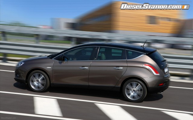 Lancia 2009 Delta 1 8 Di Turbo Jet Widescreen Picture #6 Lancia 2009 Delta 1 8 Di Turbo Jet Widescreen Picture #6