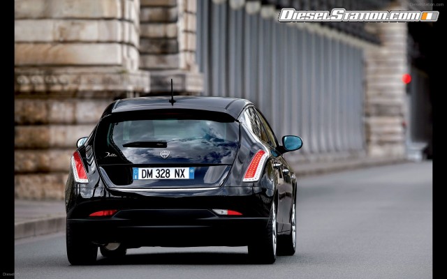 Lancia Delta 2008 Widescreen Picture #6 Lancia Delta 2008 Widescreen Picture #6