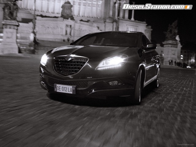 Lancia Delta S MomoDesign Picture #2 Lancia Delta S MomoDesign Picture #2