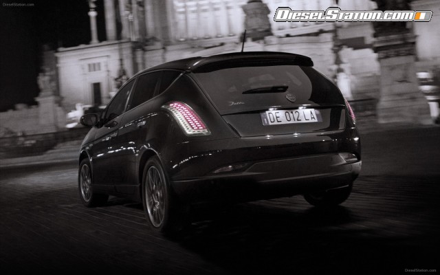 Lancia Delta S MomoDesign Widescreen Picture #6 Lancia Delta S MomoDesign Widescreen Picture #6