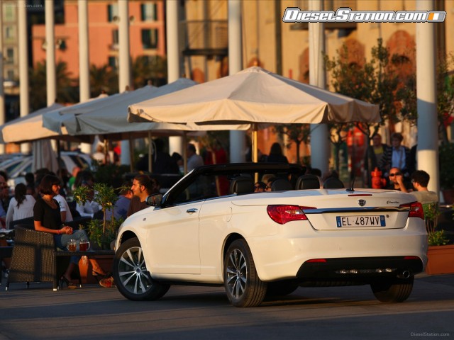 Lancia Flavia 2013 Picture #30 Lancia Flavia 2013 Picture #30