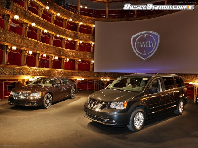 Lancia Thema 2012 Picture #25 Lancia Thema 2012 Picture #25