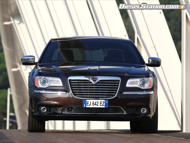 Lancia Thema 2012 Picture #29 Lancia Thema 2012 Picture #29
