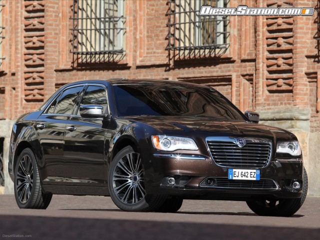 Lancia Thema 2012 Picture #8 Lancia Thema 2012 Picture #8