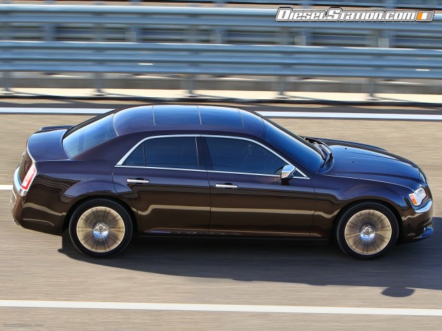 Lancia Thema 2012 Picture #5 Lancia Thema 2012 Picture #5