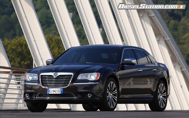 Lancia Thema 2012 Widescreen Picture #27 Lancia Thema 2012 Widescreen Picture #27