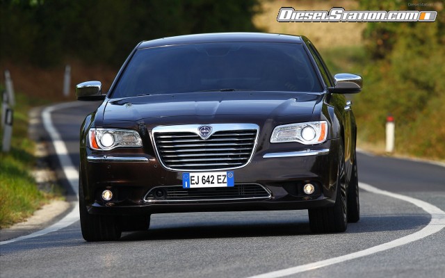 Lancia Thema 2012 Widescreen Picture #26 Lancia Thema 2012 Widescreen Picture #26