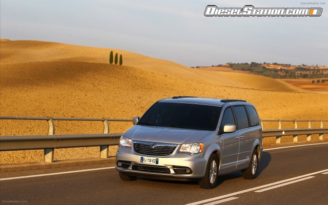 Lancia Voyager 2012 Widescreen Picture #49 Lancia Voyager 2012 Widescreen Picture #49