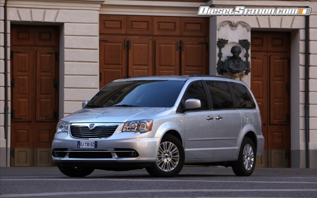 Lancia Voyager 2012 Widescreen Picture #40 Lancia Voyager 2012 Widescreen Picture #40