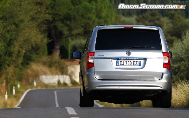 Lancia Voyager 2012 Widescreen Picture #29 Lancia Voyager 2012 Widescreen Picture #29