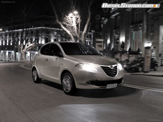 Lancia Ypsilon Ecochic Methane 2013 Picture #9 Lancia Ypsilon Ecochic Methane 2013 Picture #9