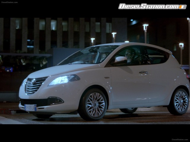 Lancia Ypsilon Ecochic Methane 2013 Picture #4 Lancia Ypsilon Ecochic Methane 2013 Picture #4