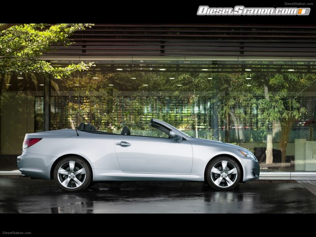 Lexus 2010 IS250C Picture #3 Lexus 2010 IS250C Picture #3