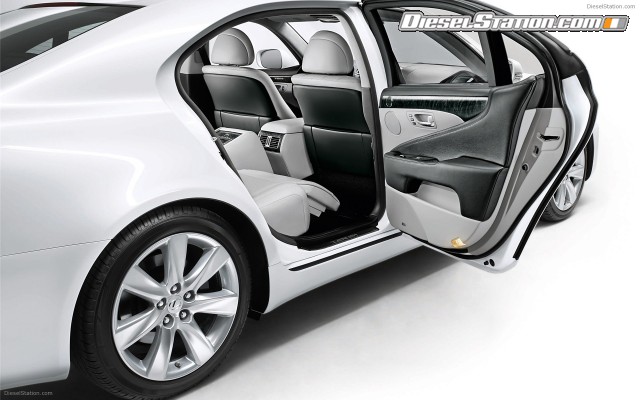 Lexus 2010 LS 600h Widescreen Picture #3 Lexus 2010 LS 600h Widescreen Picture #3