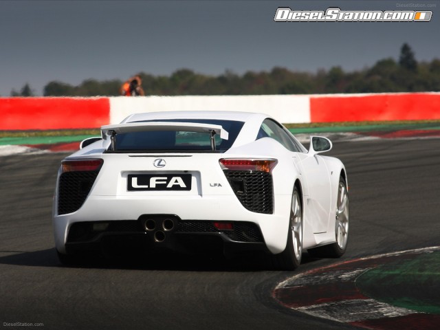 Lexus 2011 LFA Picture #2 Lexus 2011 LFA Picture #2
