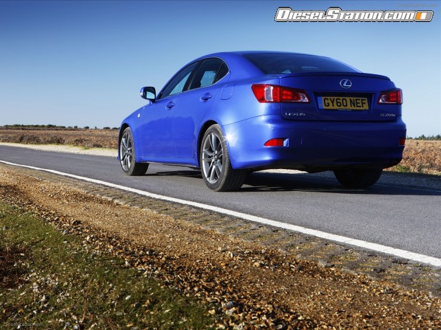 Lexus IS 200d 2011 Picture #17 Lexus IS 200d 2011 Picture #17