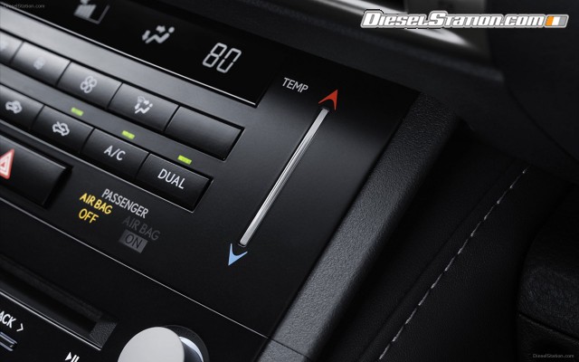 Lexus IS 350 2014 Widescreen Picture #28 Lexus IS 350 2014 Widescreen Picture #28