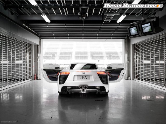 Lexus LFA 2012 Picture #15 Lexus LFA 2012 Picture #15