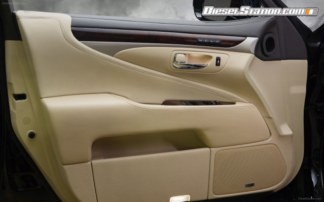 Lexus LS 460 2013 Widescreen Picture #2 Lexus LS 460 2013 Widescreen Picture #2