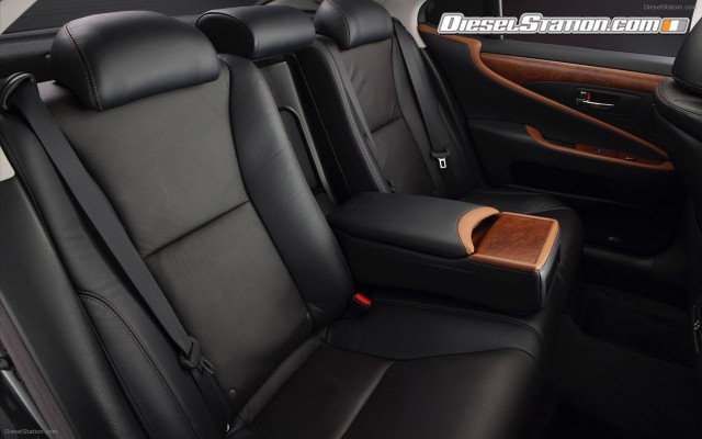 Lexus LS 460 Touring Edition 2011 Widescreen Picture #4 Lexus LS 460 Touring Edition 2011 Widescreen Picture #4