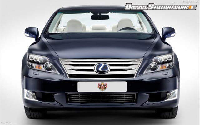 Lexus LS 600h L Landaulet 2011 Widescreen Picture #2 Lexus LS 600h L Landaulet 2011 Widescreen Picture #2