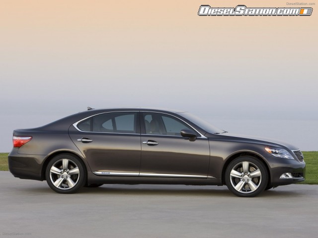 Lexus LS 600h L Picture #5 Lexus LS 600h L Picture #5