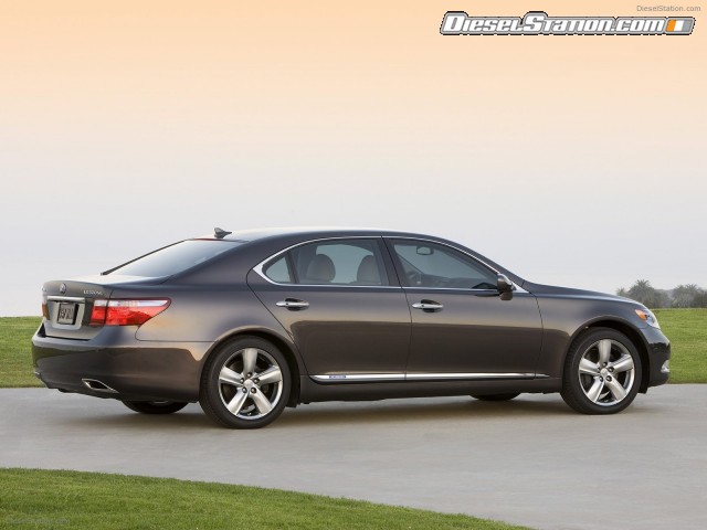 Lexus LS 600h L Picture #15 Lexus LS 600h L Picture #15