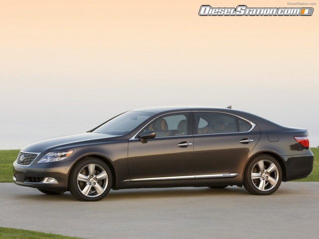 Lexus LS 600h L Picture #2 Lexus LS 600h L Picture #2