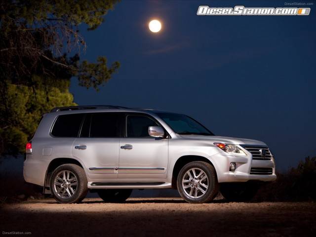 Lexus LX 570 2013 Picture #17 Lexus LX 570 2013 Picture #17
