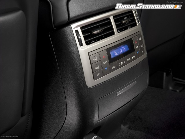 Lexus LX 570 2013 Picture #40 Lexus LX 570 2013 Picture #40