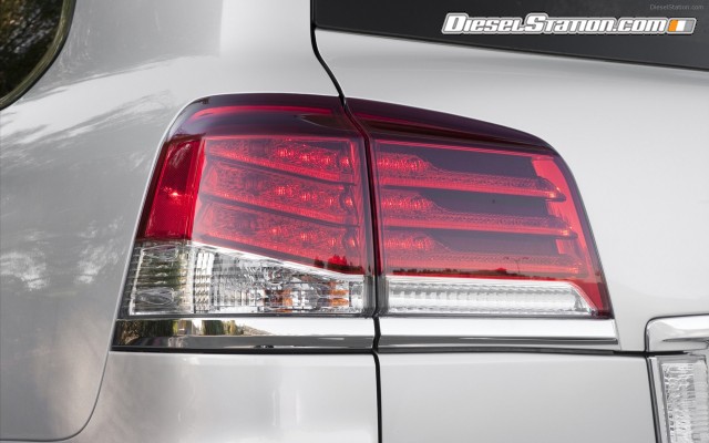 Lexus LX 570 2013 Widescreen Picture #33 Lexus LX 570 2013 Widescreen Picture #33