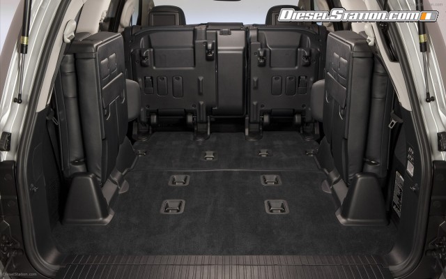 Lexus LX 570 2013 Widescreen Picture #37 Lexus LX 570 2013 Widescreen Picture #37