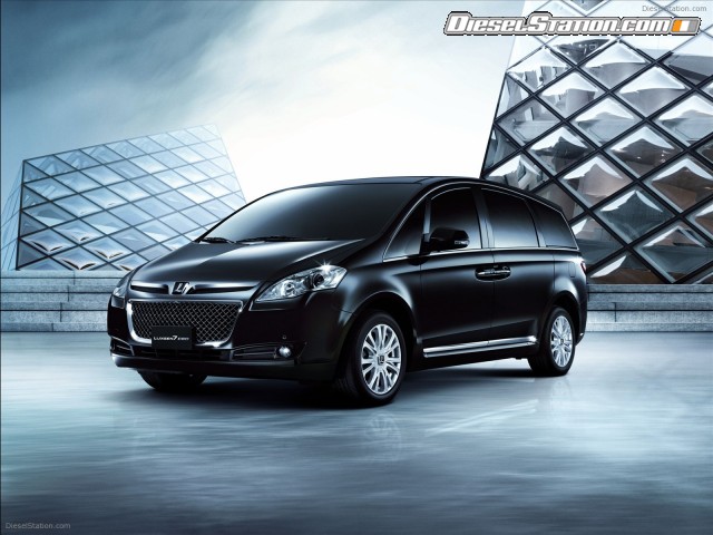 Lexus Luxgen7 CEO Picture #3 Lexus Luxgen7 CEO Picture #3