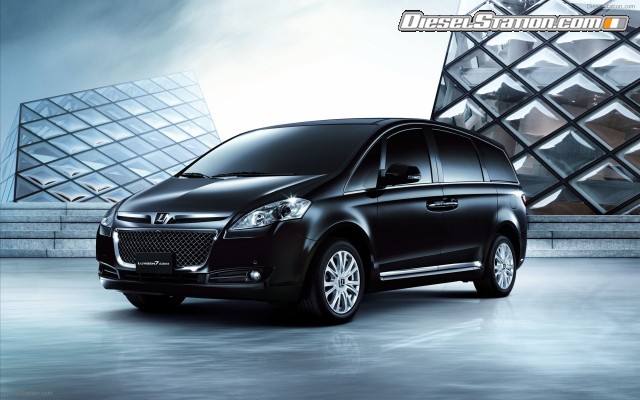 Lexus Luxgen7 CEO Widescreen Picture #4 Lexus Luxgen7 CEO Widescreen Picture #4