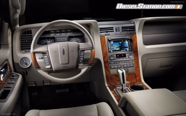 Lincoln Navigator 2012 Widescreen Picture #7 Lincoln Navigator 2012 Widescreen Picture #7